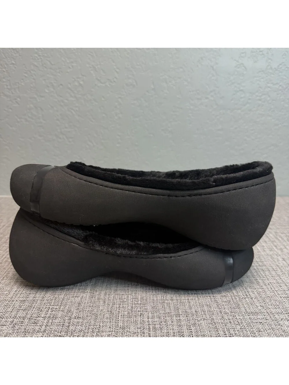 Crocs Shoes Womens Sz 8 Black Nanook Fuzz Collection Lined Ballet Flats Loafers